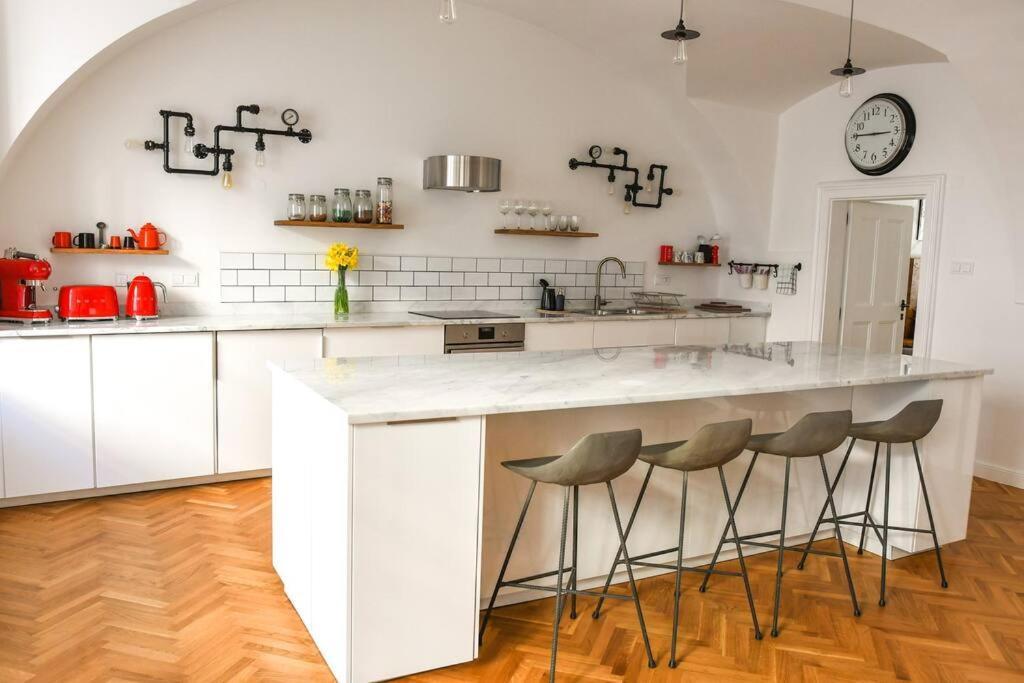 Beautiful 2bed In The Centre Of * Varazdin