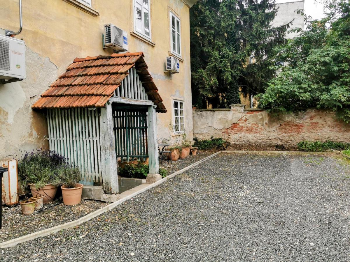 Beautiful 2bed In The Centre Of Apartment Varazdin